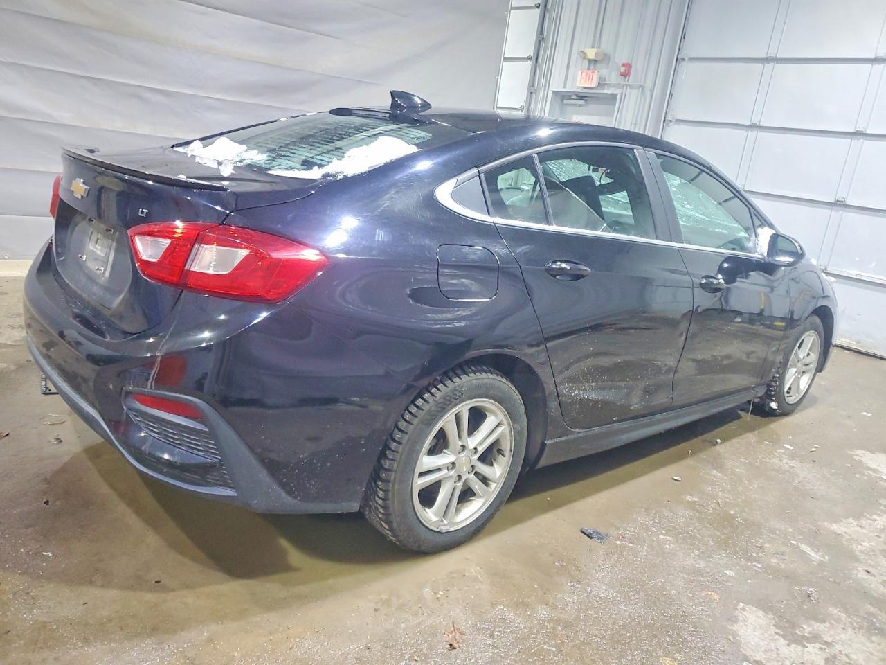 2018 Chevrolet Cruze Lt - Фото 3