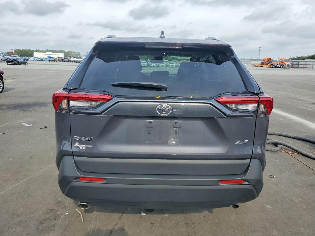 2022 Toyota Rav4 Xle - Фото 6