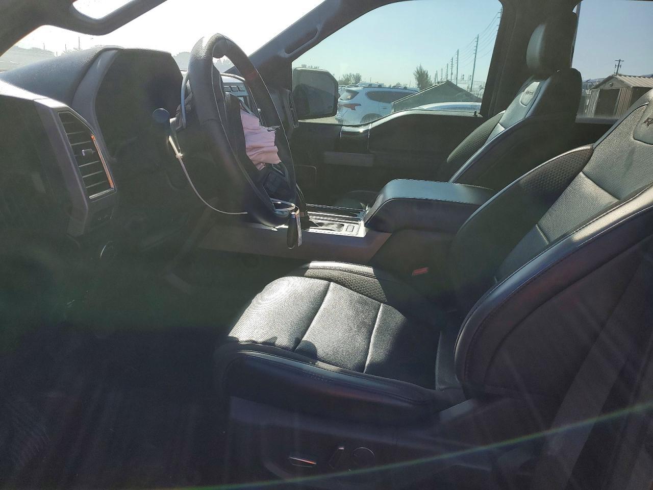 2019 Ford F150 Raptor - Фото 7