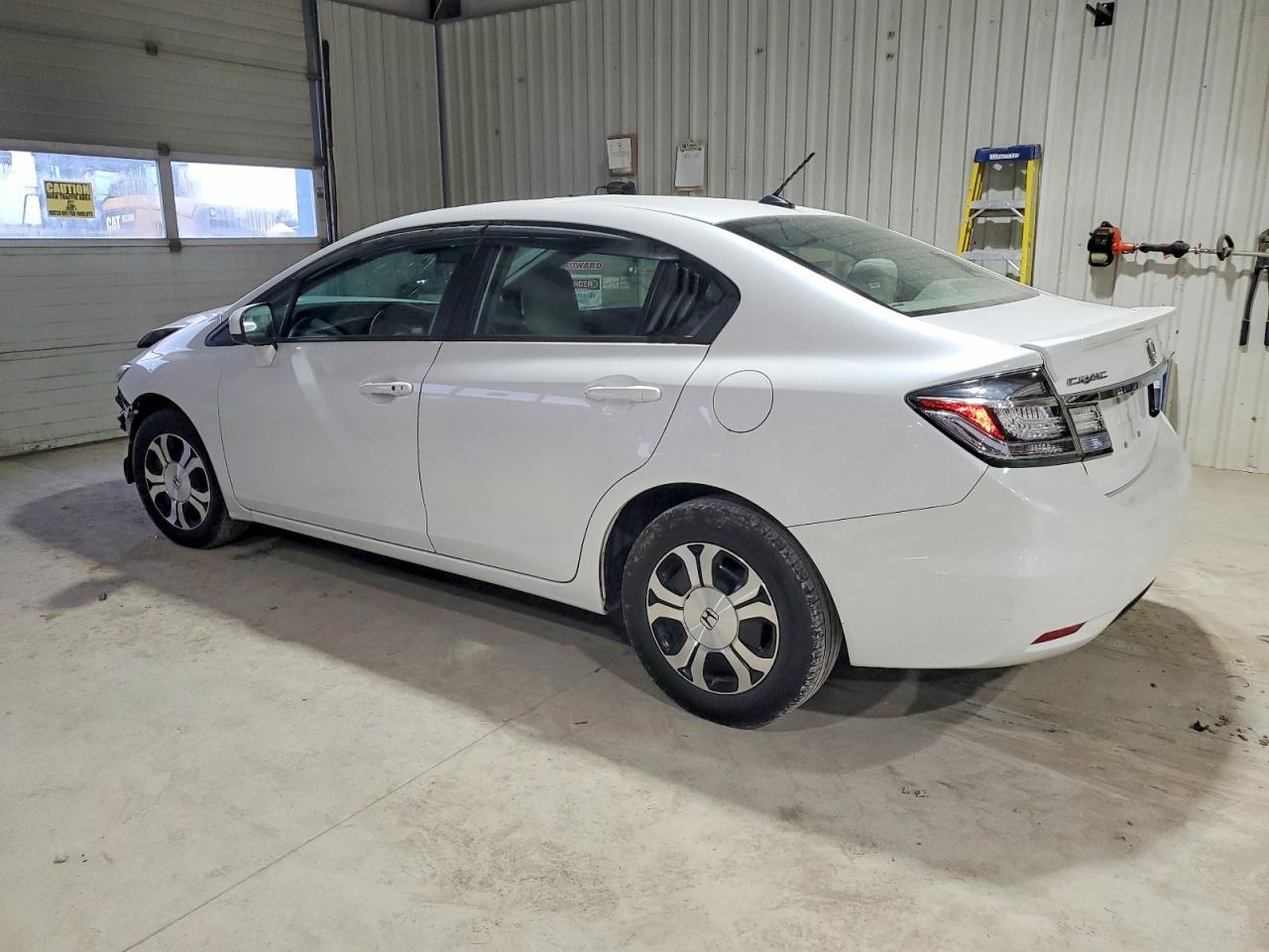2015 Honda Civic Hybrid - Фото 2