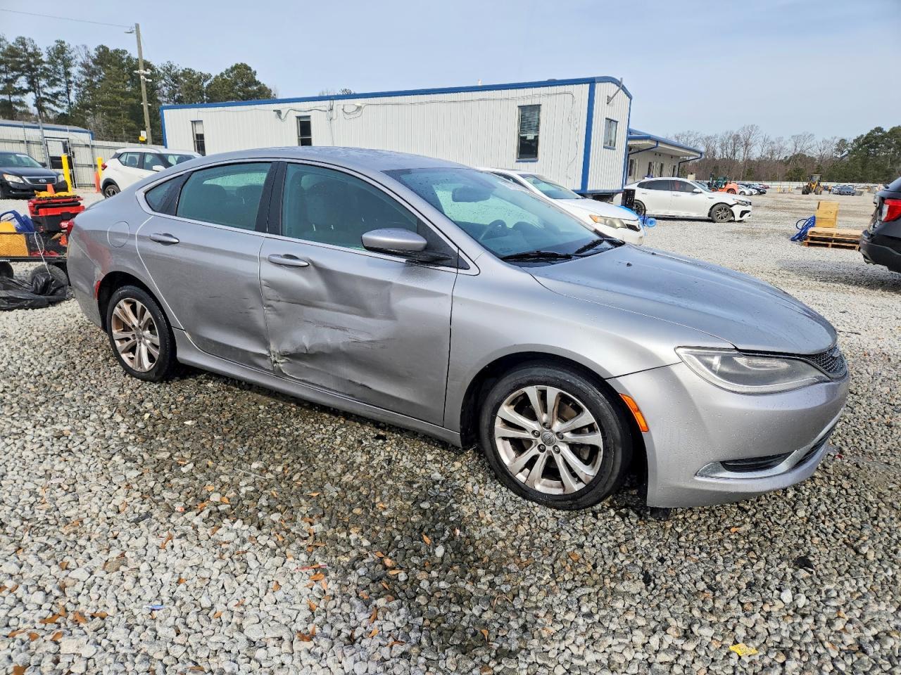 2015 Chrysler 200 Limited - Фото 4