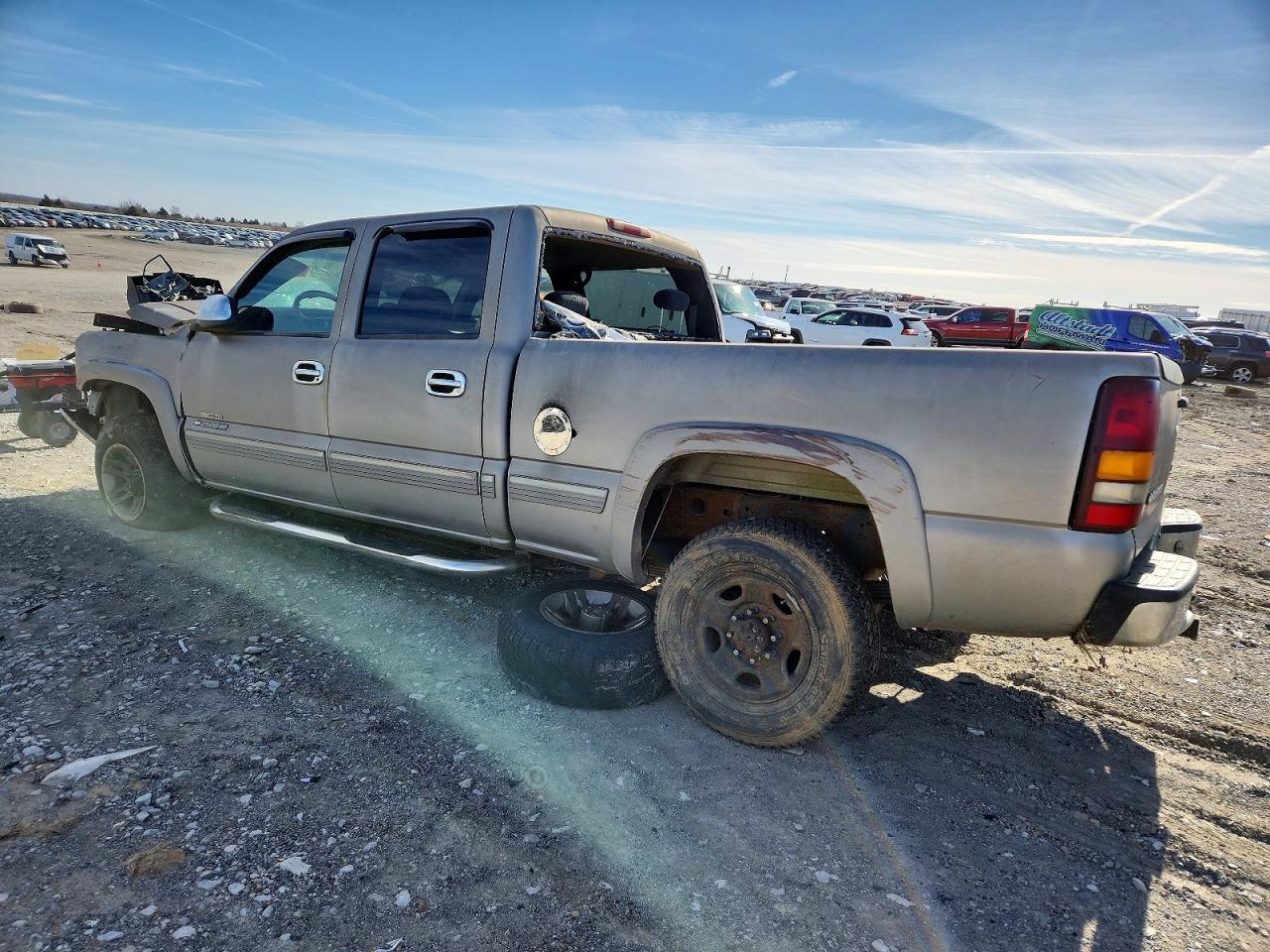 2001 Chevrolet Silverado C2500 Heavy Duty - Фото 2