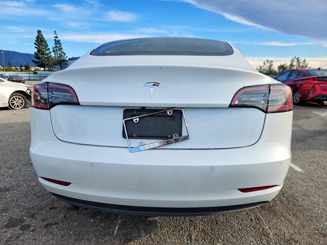 2021 Tesla Model 3 - Фото 6