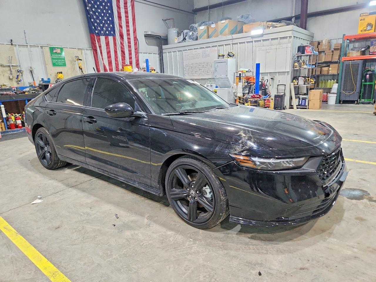 2025 Honda Accord Hybrid Sport-L - Image 4