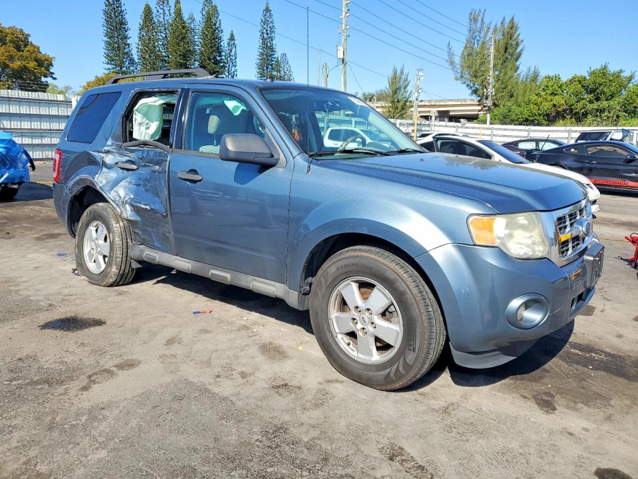 2010 Ford Escape Xlt - Фото 4