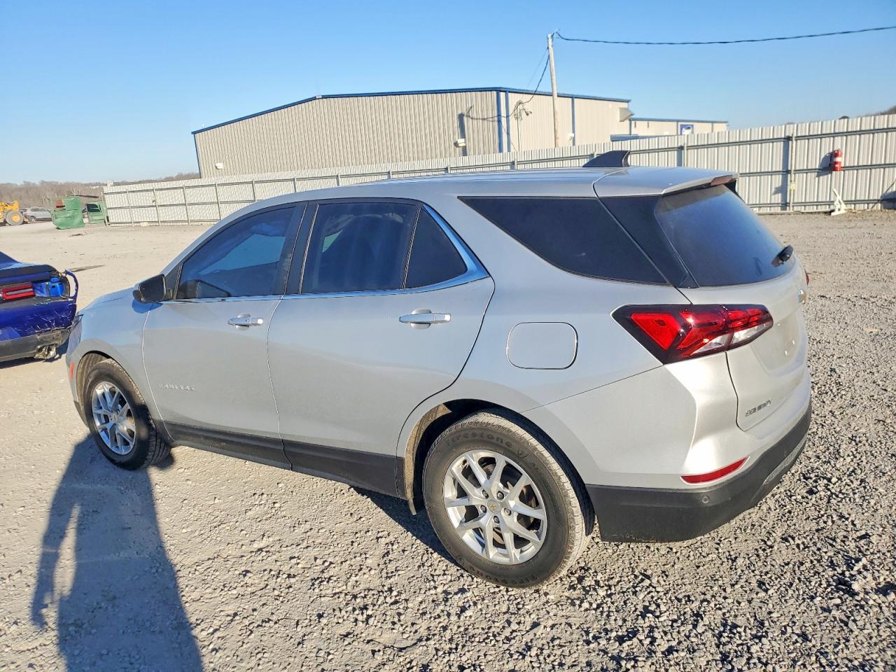 2022 Chevrolet Equinox Lt - Фото 2