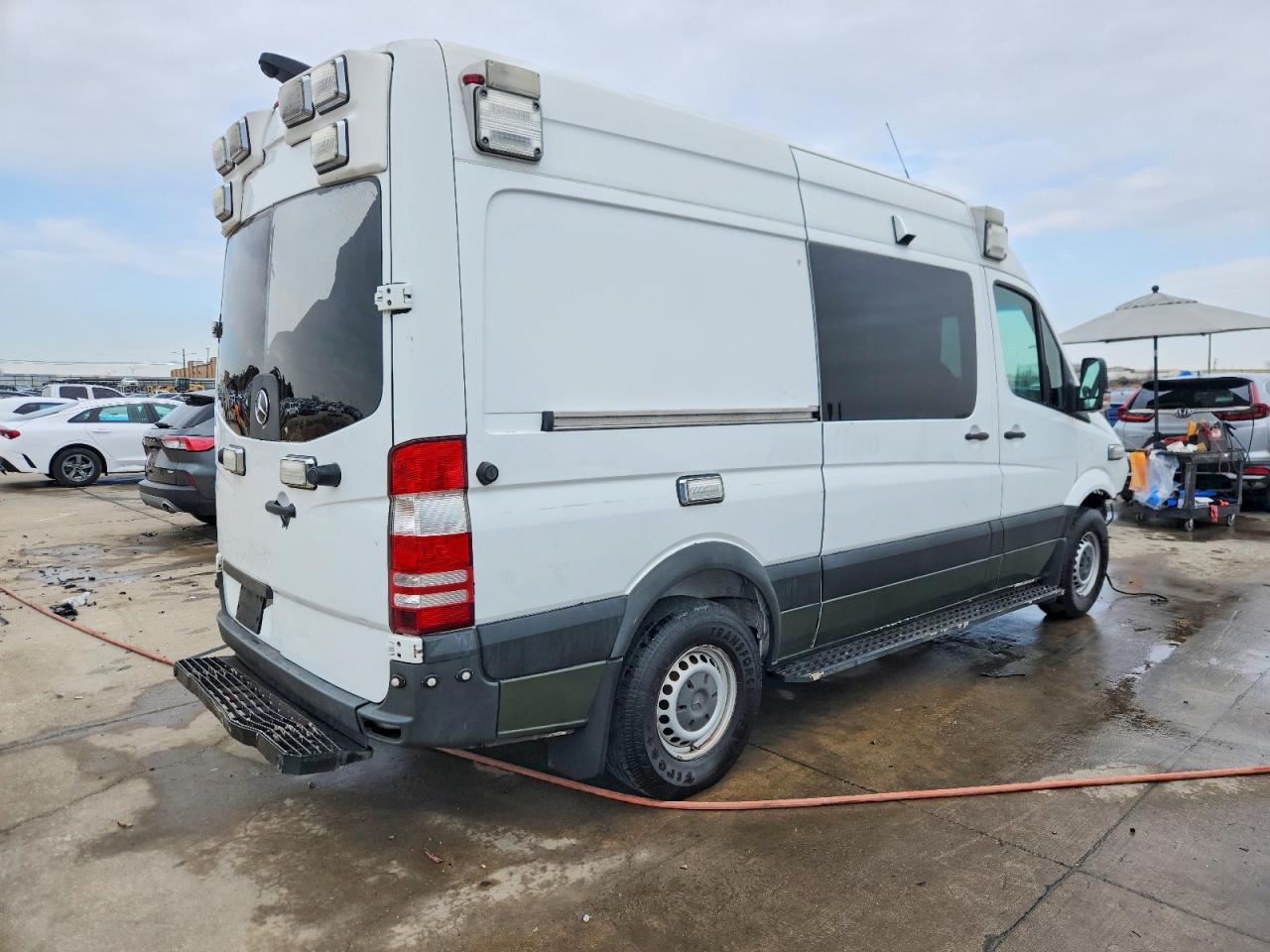 2017 Benz Sprinter Cargo 2500 - Image 3
