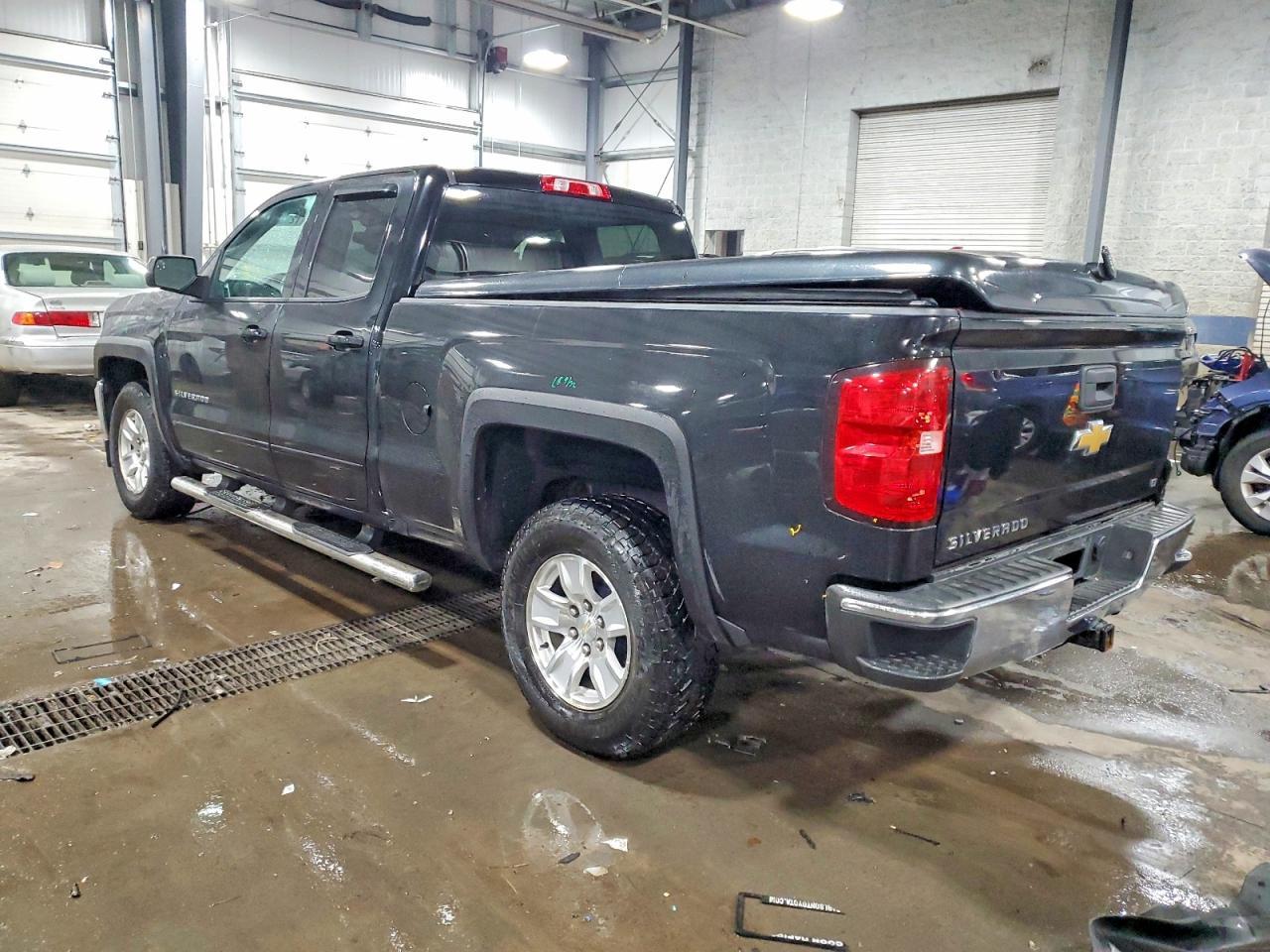2018 Chevrolet Silverado K1500 Lt - Image 2