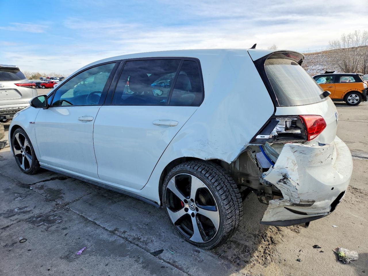 2015 Volkswagen Gti - Фото 2