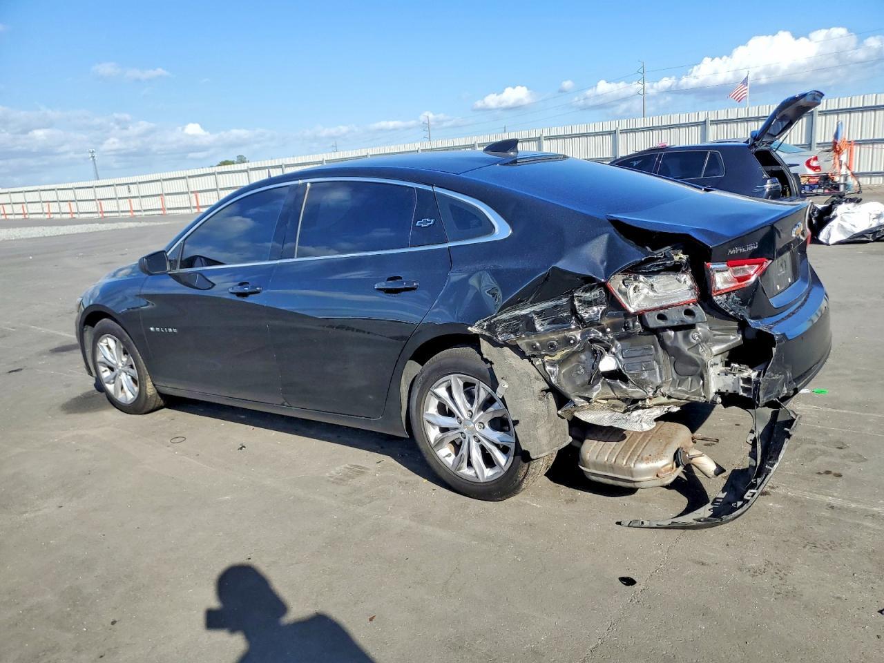 2023 Chevrolet Malibu - Фото 2