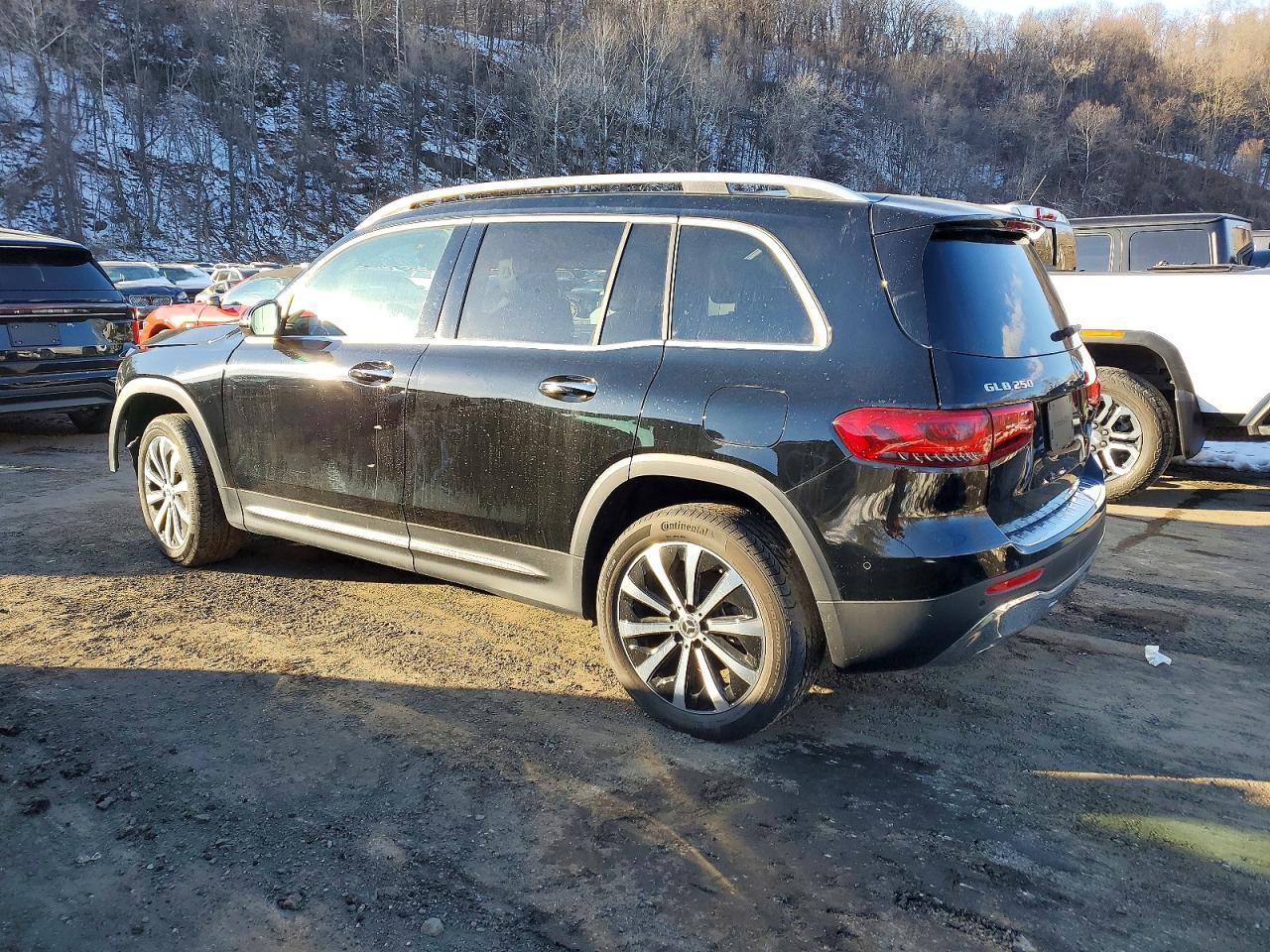 2023 Mercedes-Benz Glb 250 4Matic - Фото 2