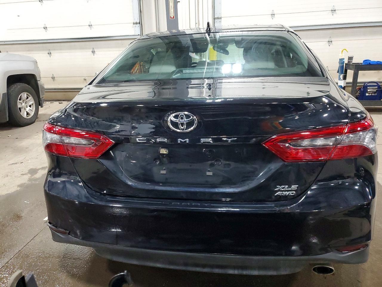 2024 Toyota Camry - Фото 6