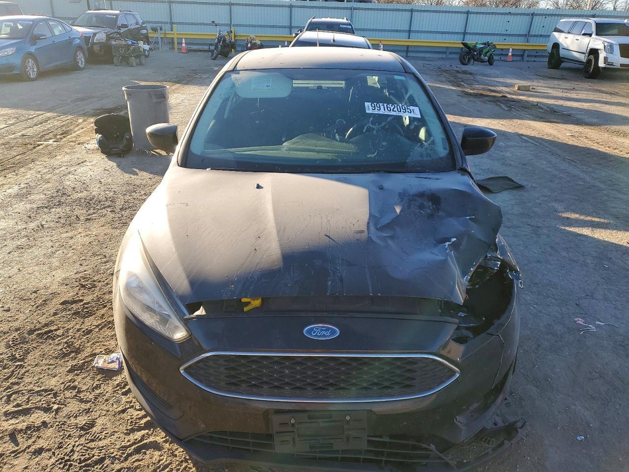 2018 Ford Focus Se - Image 5