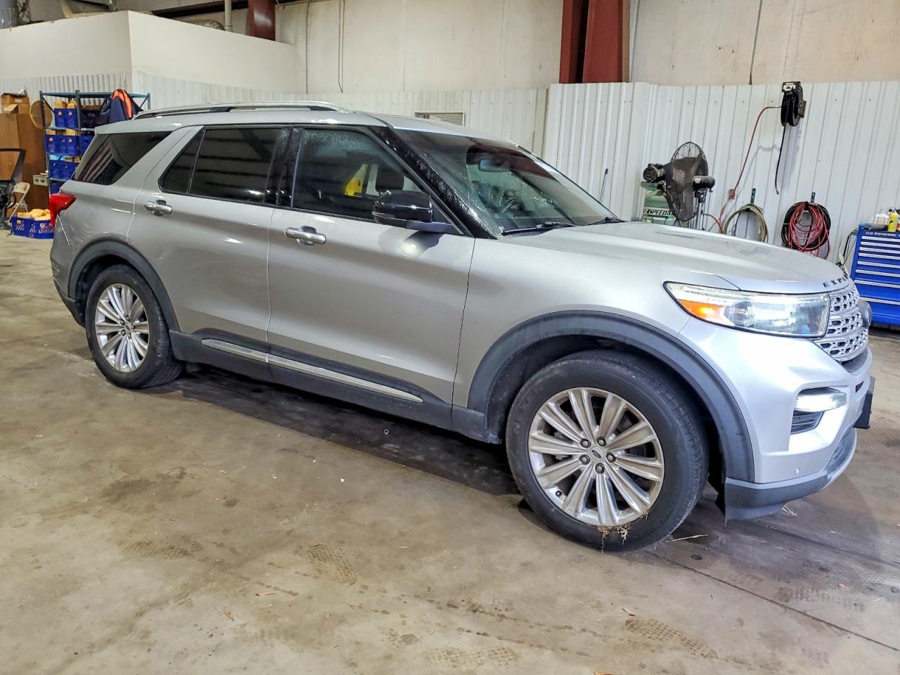 2020 Ford Explorer Limited - Image 4