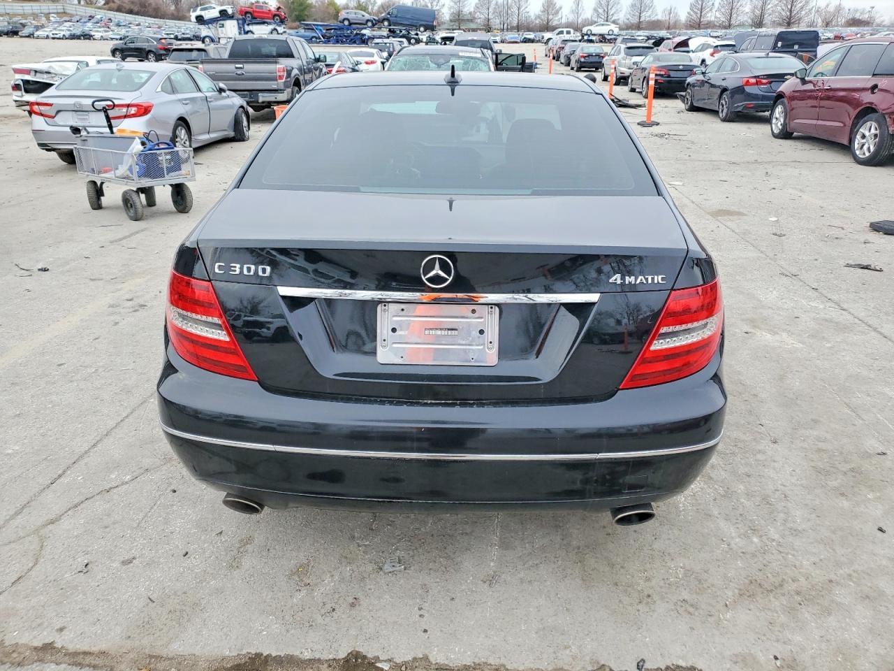 2013 Mercedes-Benz C 300 4Matic - Фото 6