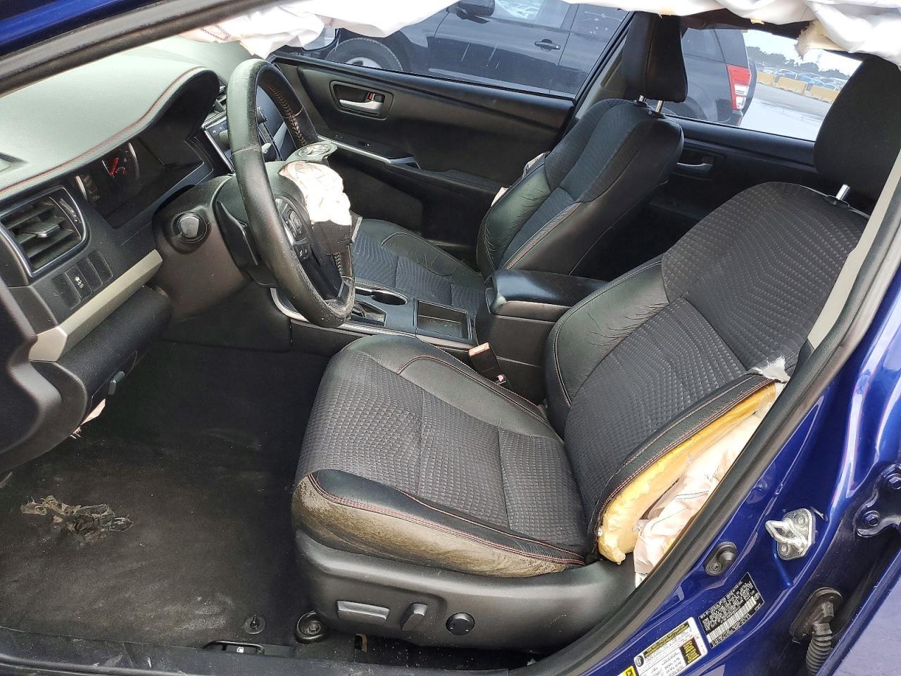 2015 Toyota Camry Le - Image 7