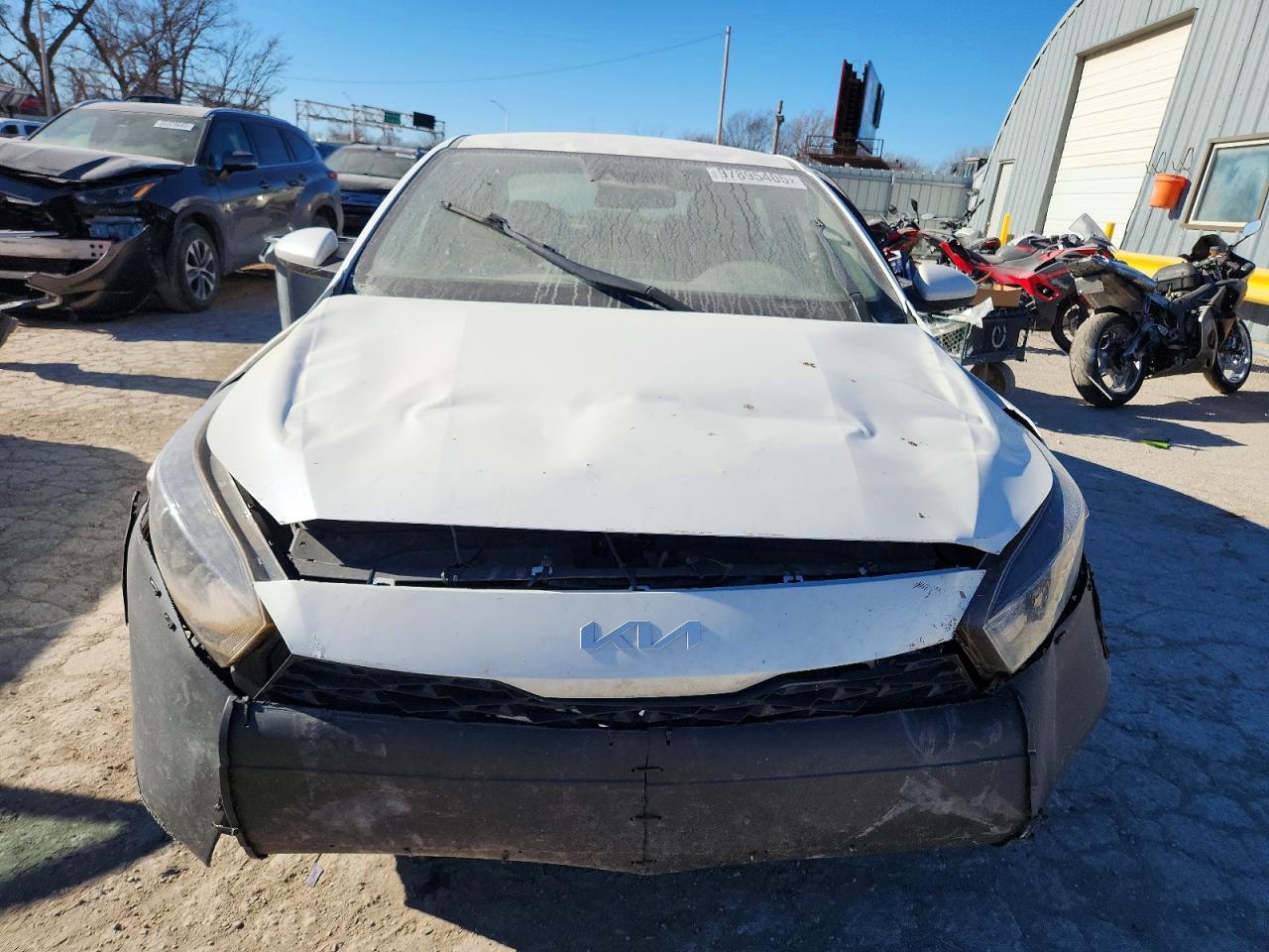2022 Kia Forte Fe - Фото 5