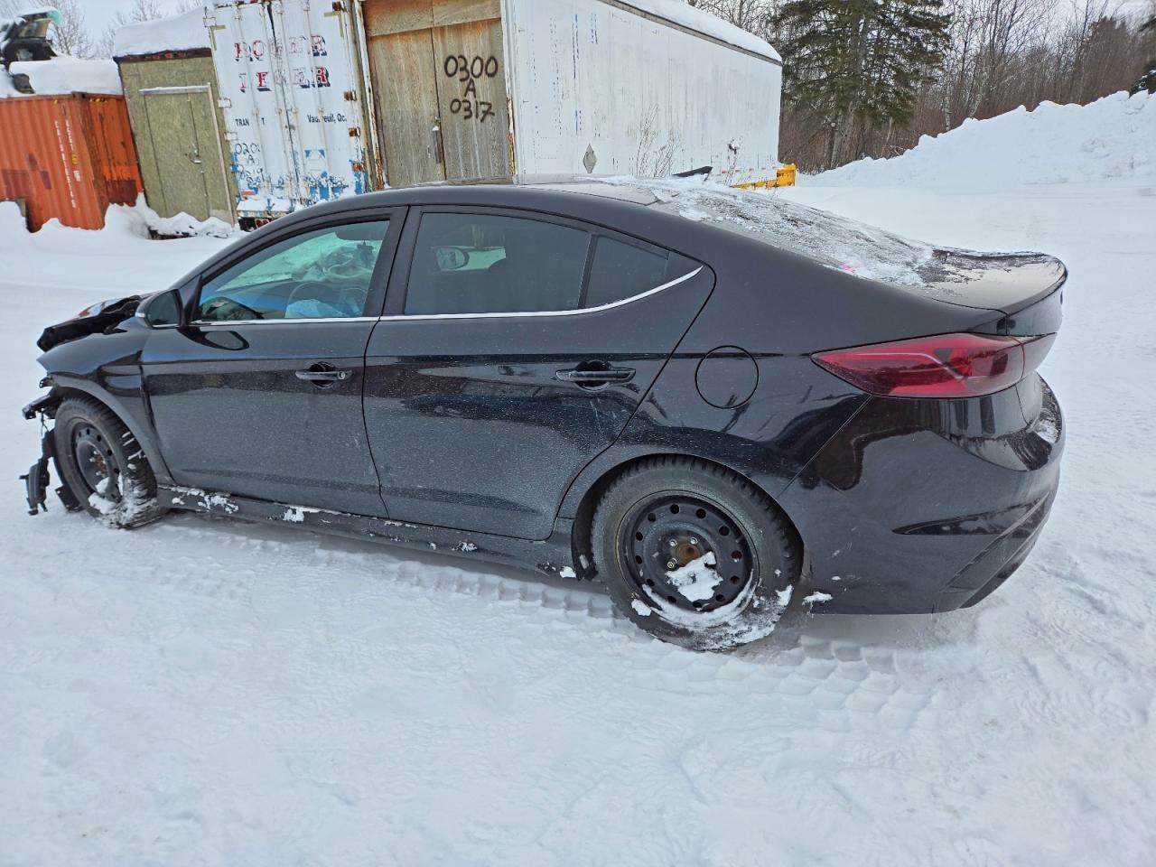 2018 Hyundai Elantra Sport - Фото 2