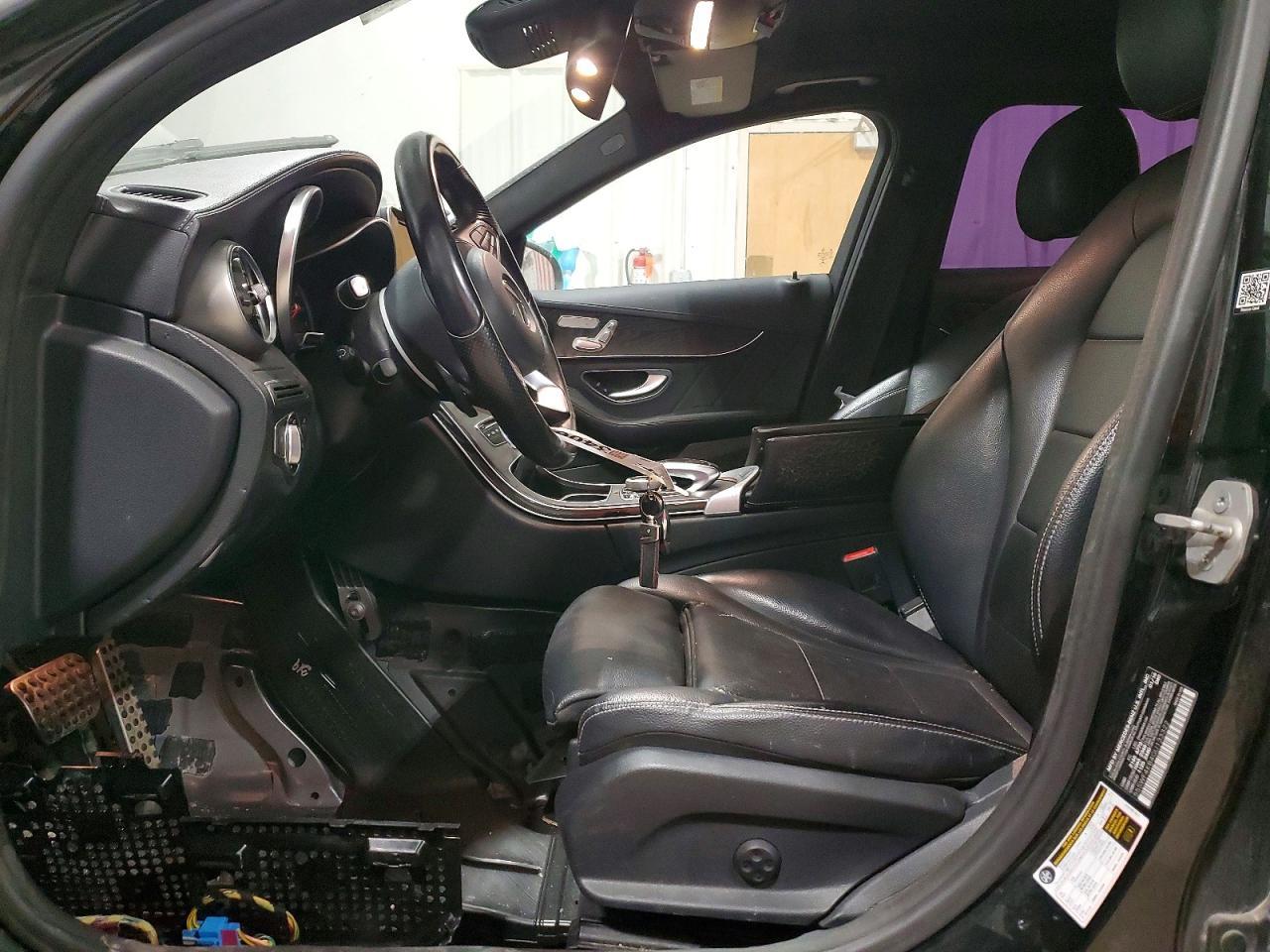 2016 Mercedes-Benz C 300 4Matic - Image 7