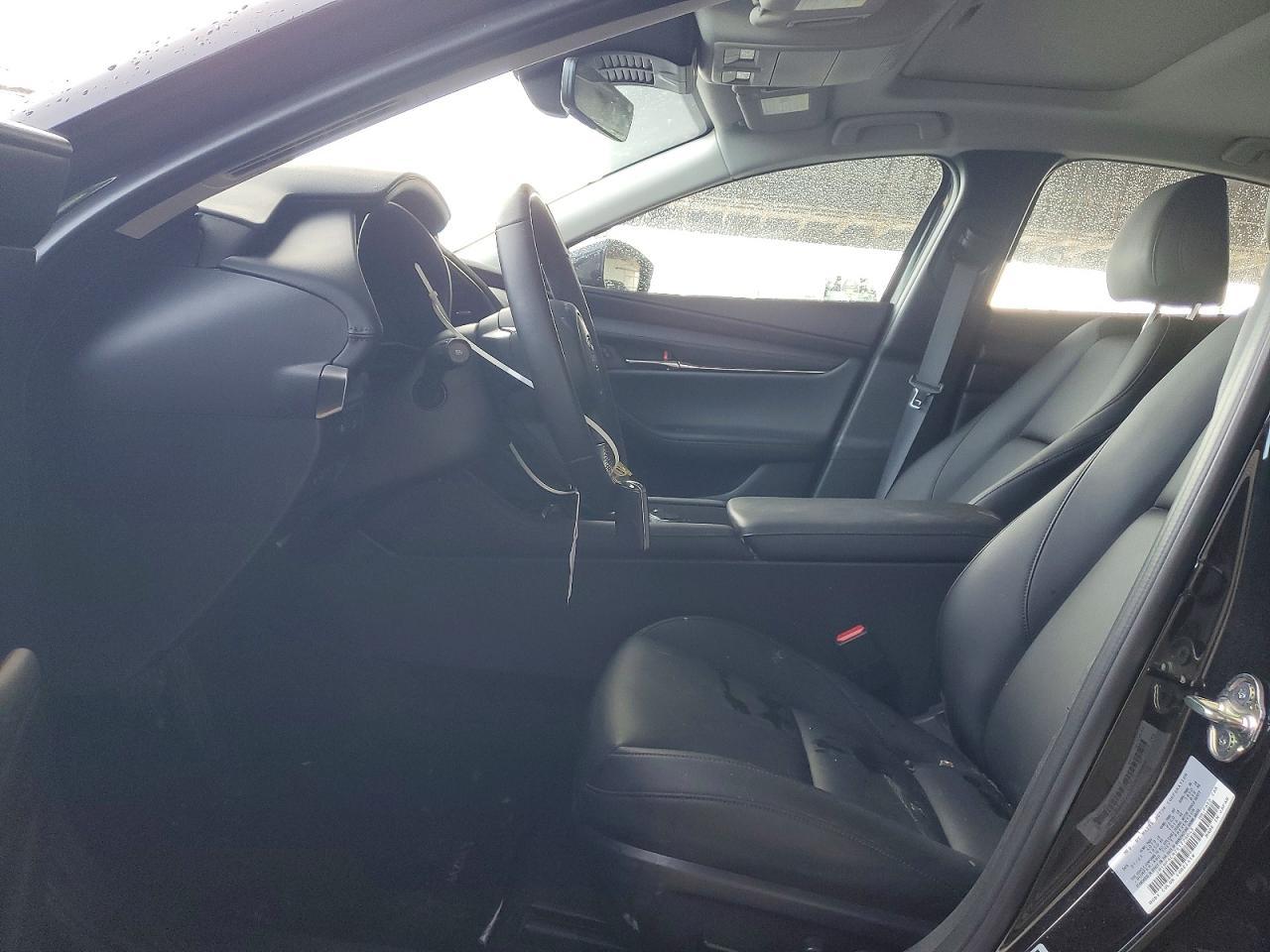 2025 Mazda 3 Preferred - Фото 7