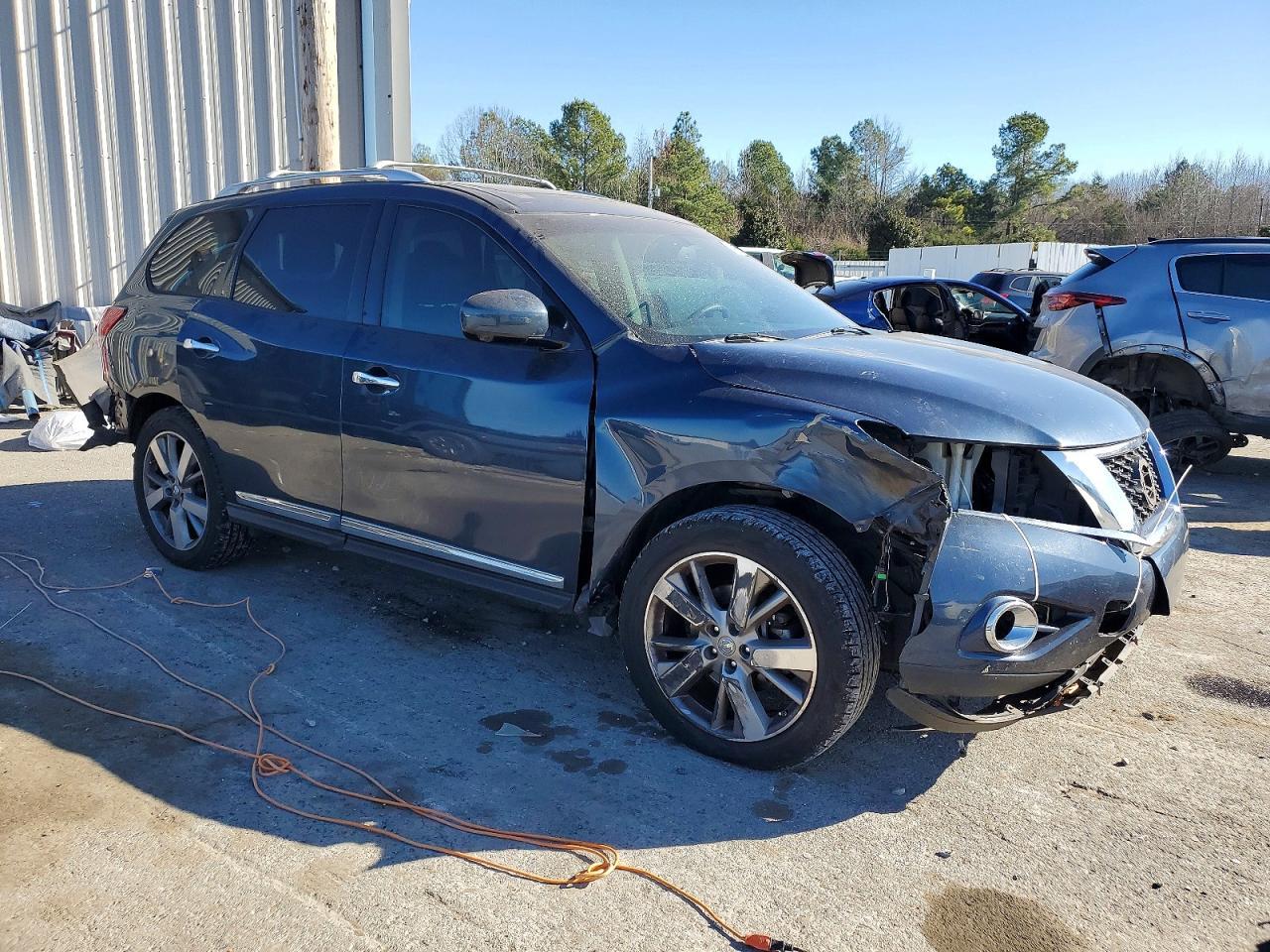 2013 Nissan Pathfinder S - Фото 4