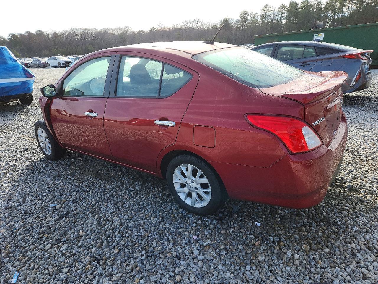 2018 Nissan Versa Sv - Фото 2