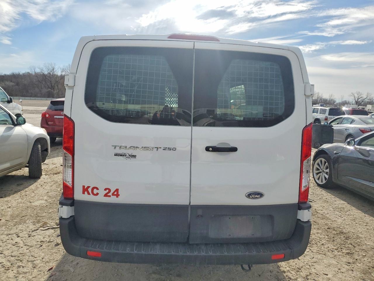 2023 Ford Transit T-250 Delivery Van - Фото 6