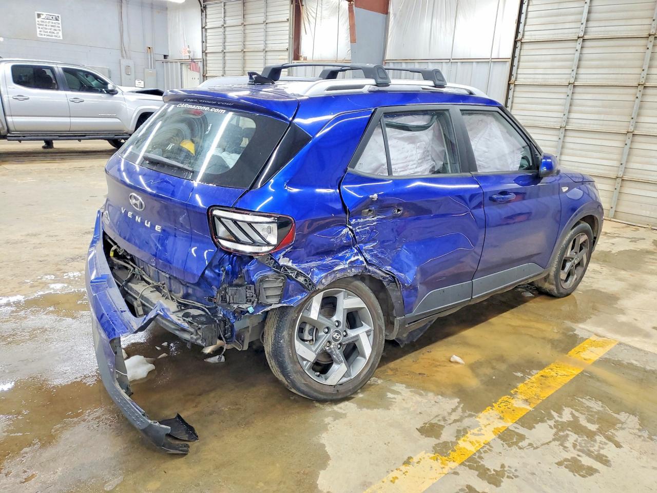 2022 Hyundai Venue Sel - Фото 3