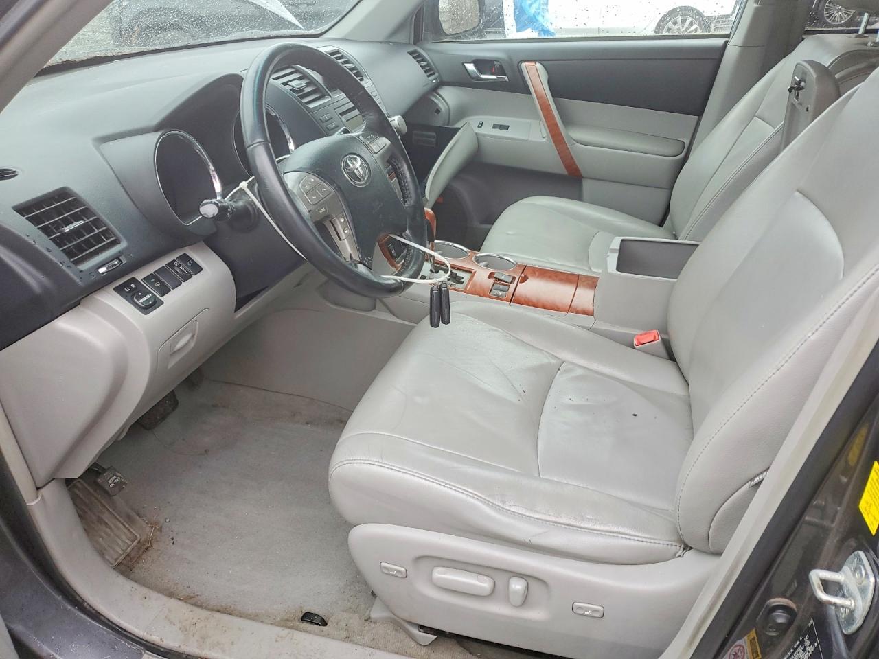 2010 Toyota Highlander Limited - Фото 7