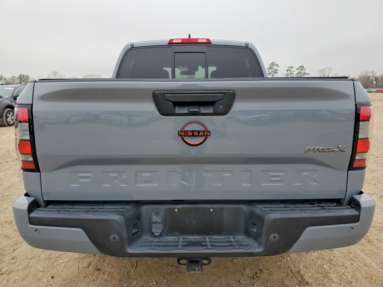 2022 Nissan Frontier S - Image 6