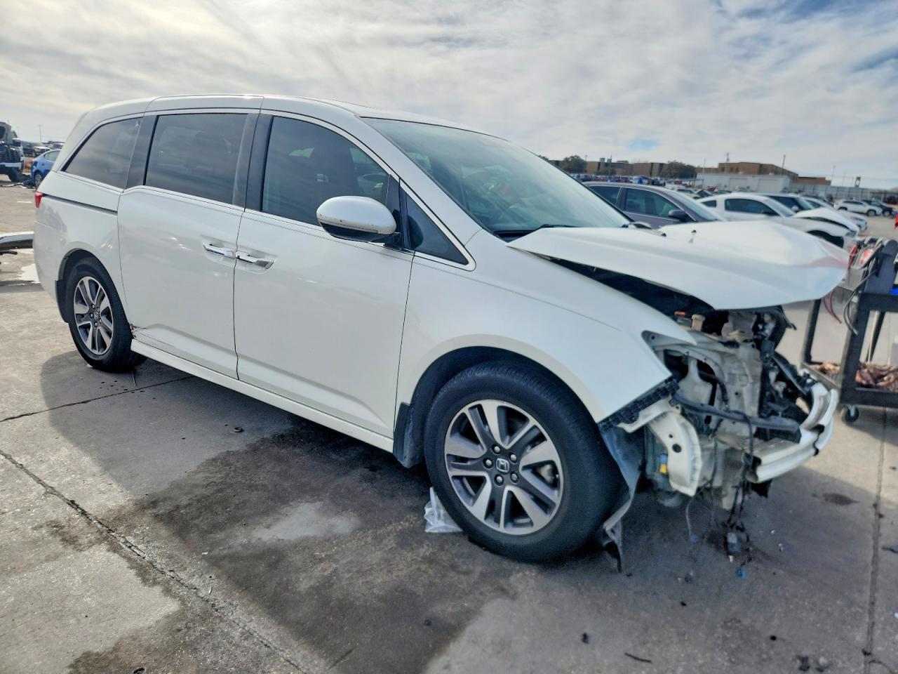 2015 Honda Odyssey Touring - Фото 4