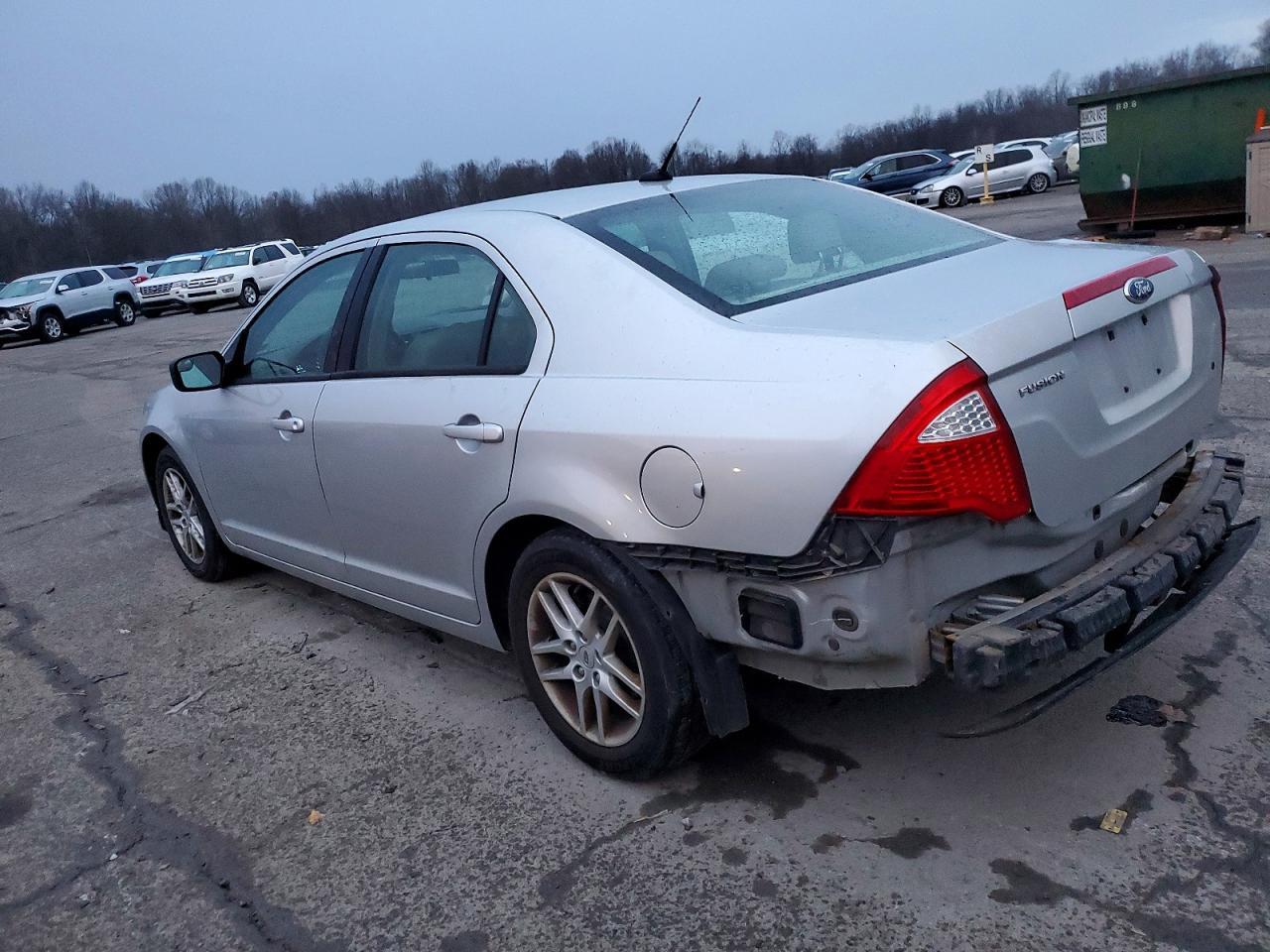 2012 Ford Fusion S - Фото 2