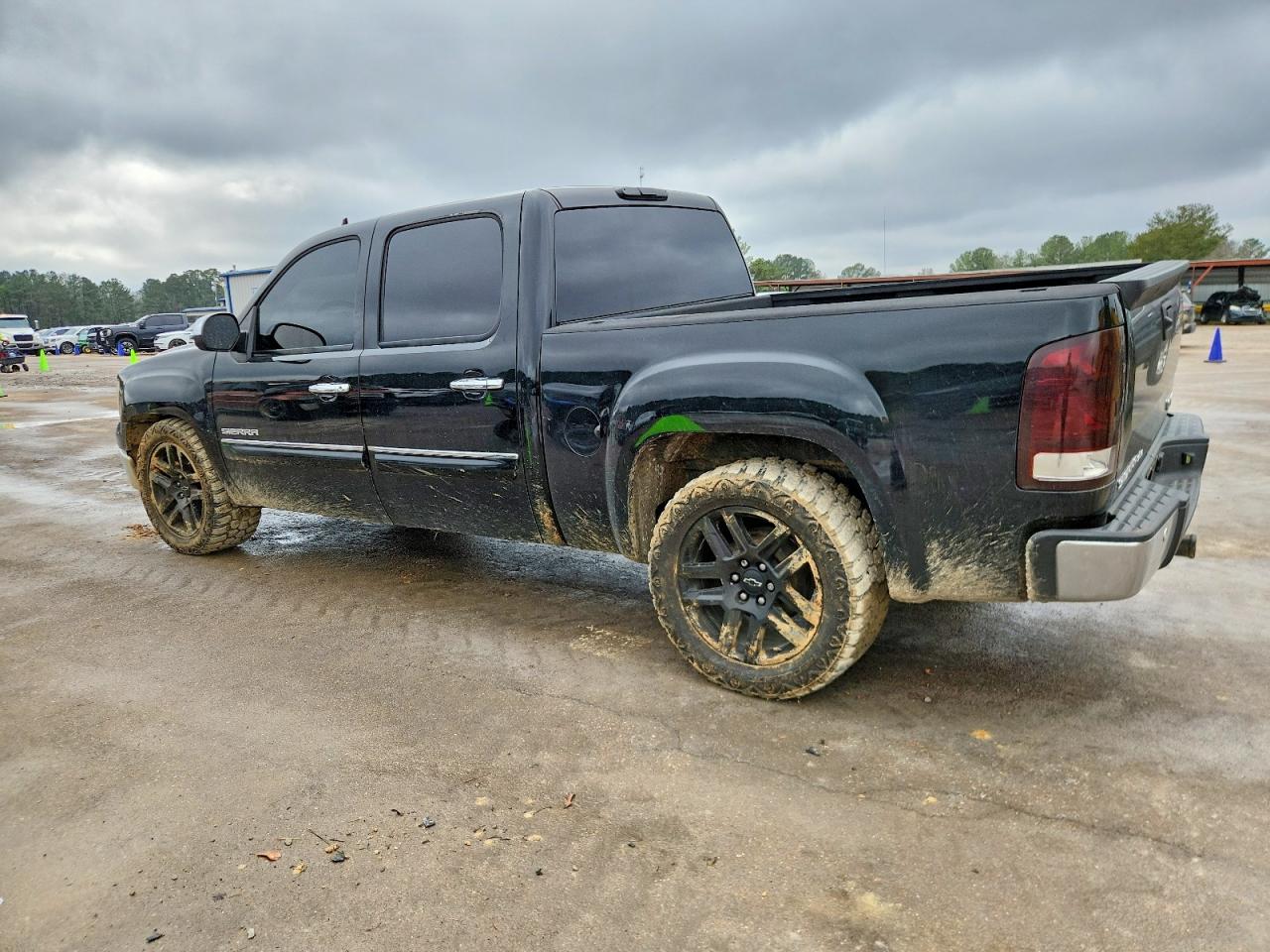 2012 GMC Sierra C1500 Sle - Image 2