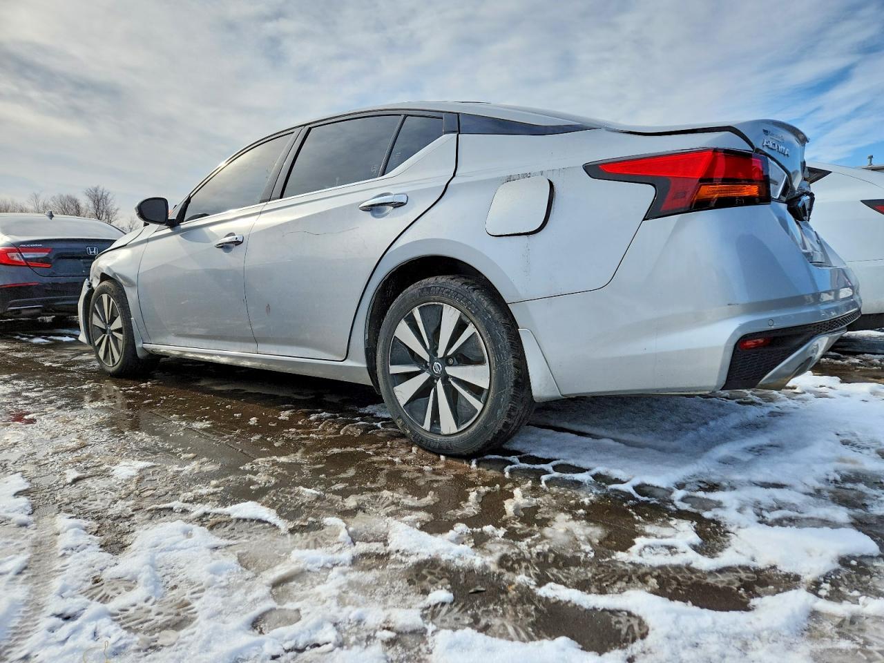 2019 Nissan Altima Sl - Фото 2