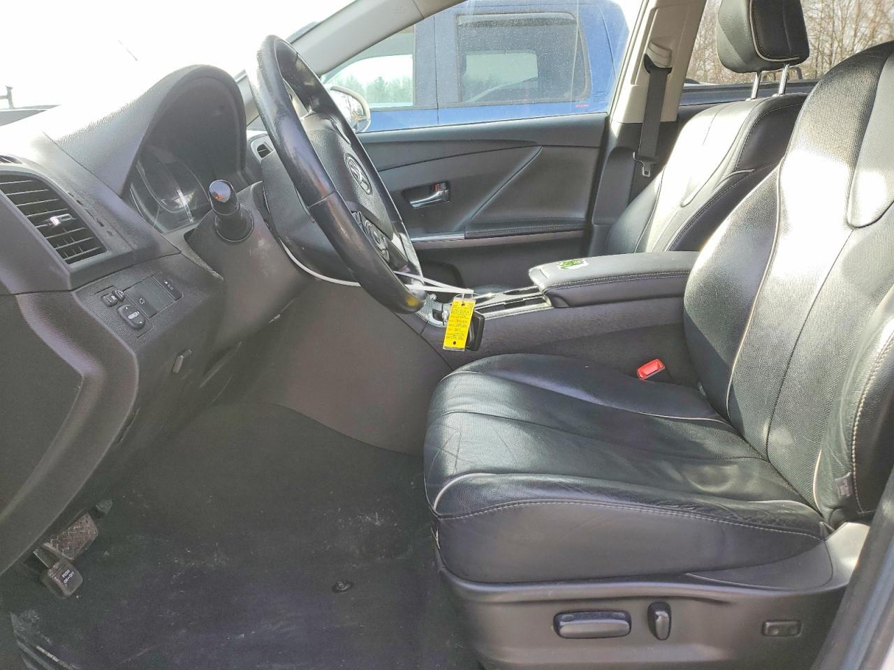 2014 Toyota Venza Xle - Image 7
