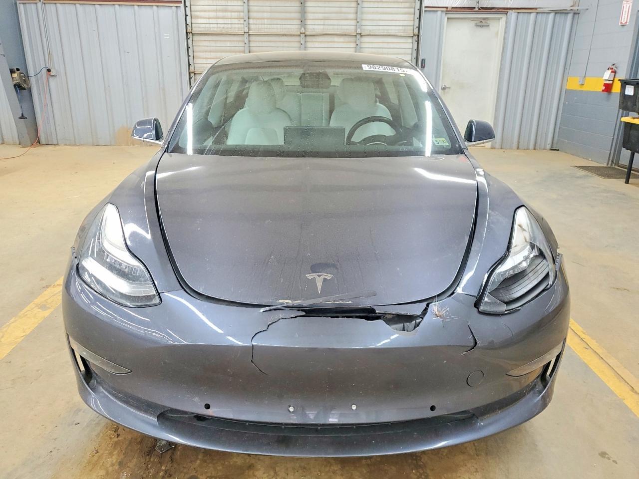2019 Tesla Model 3 - Фото 5
