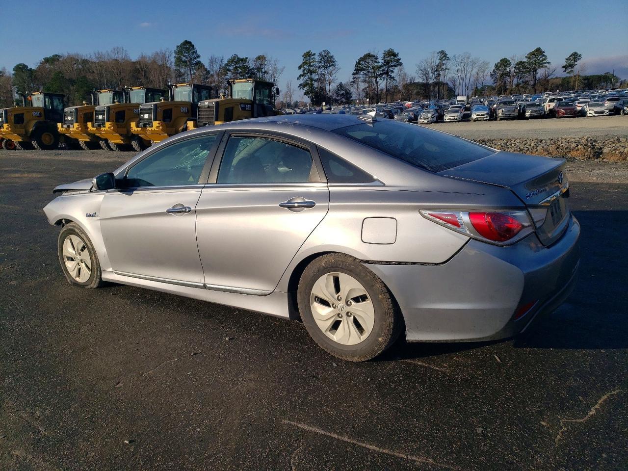 2014 Hyundai Sonata Hybrid - Фото 2