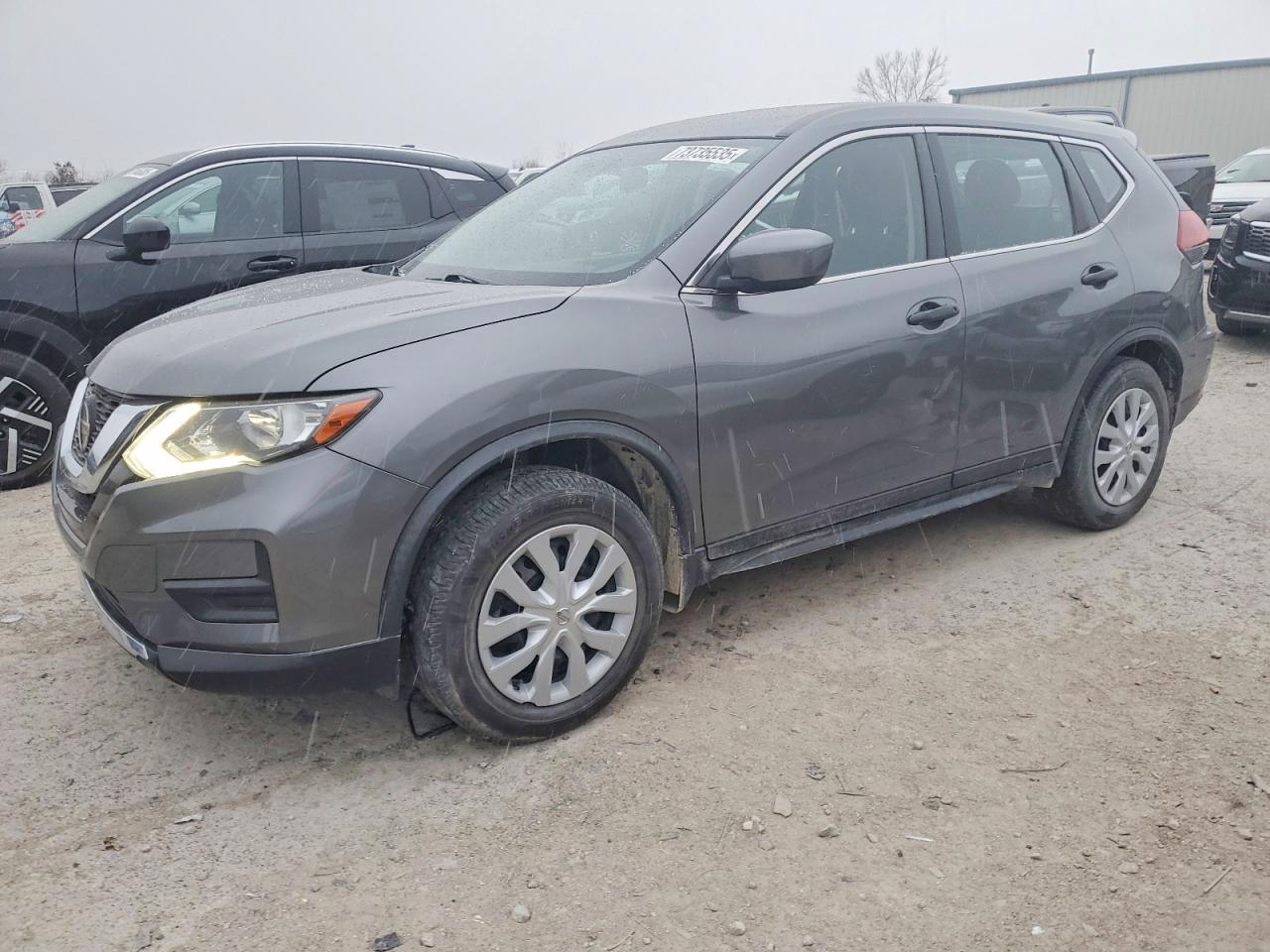 2018 Nissan Rogue S