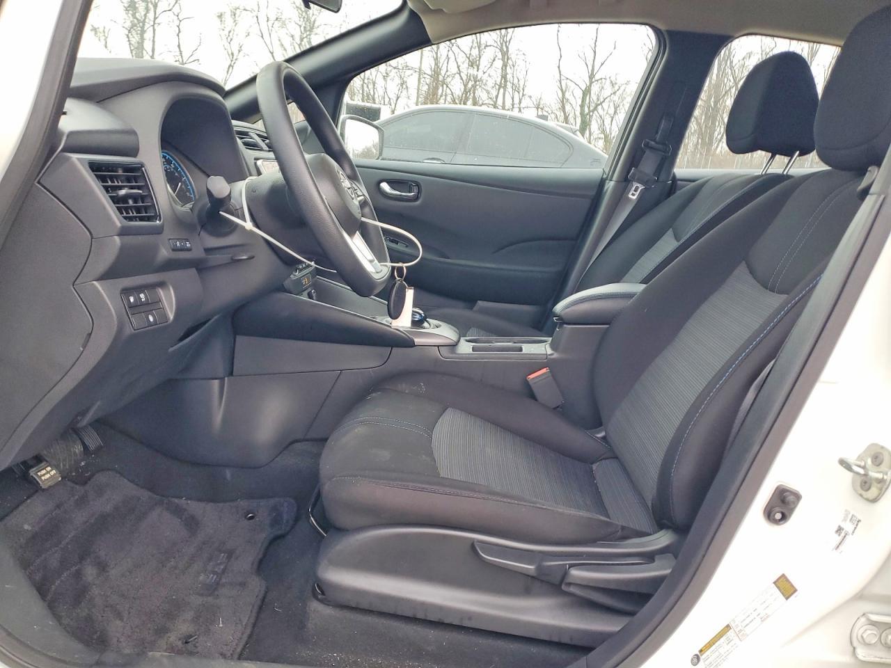 2023 Nissan Leaf S - Фото 7