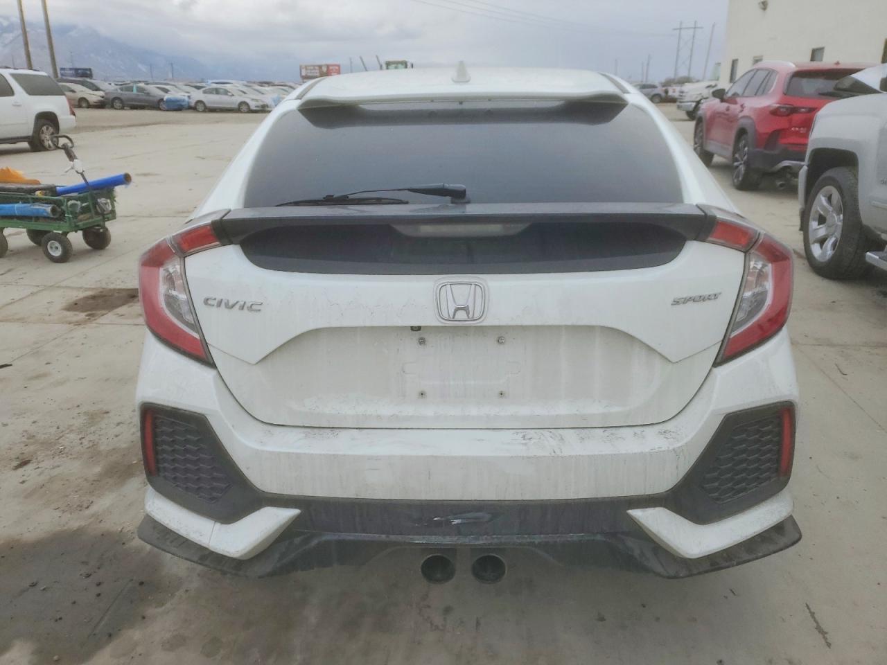 2017 Honda Civic Sport - Image 6