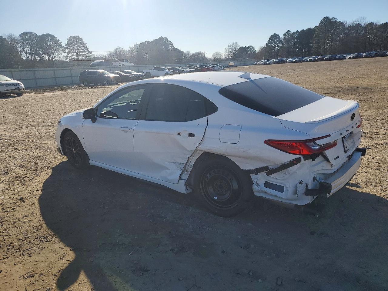 2025 Toyota Camry Se - Фото 2