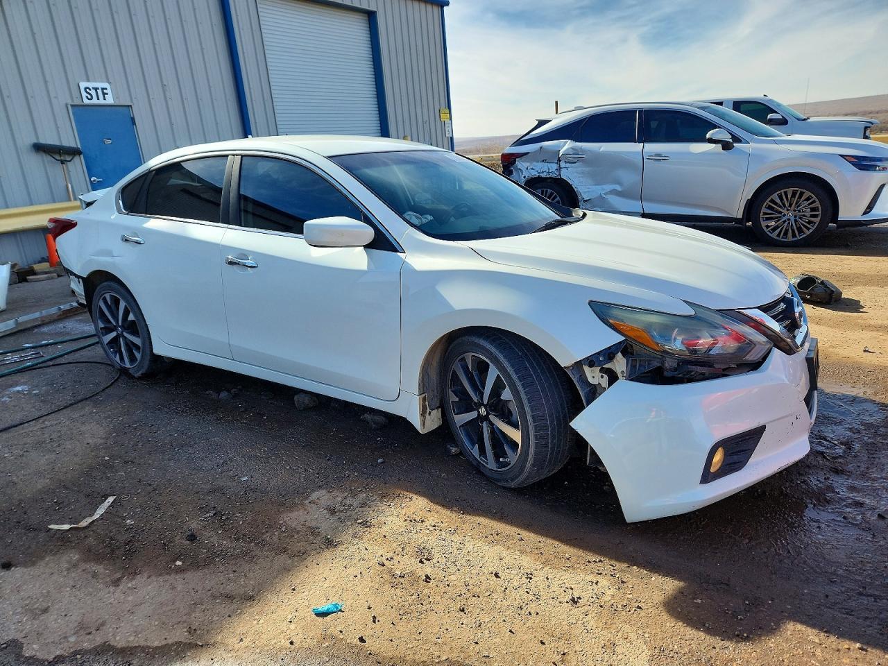 2018 Nissan Altima 2.5 Sr - Image 4