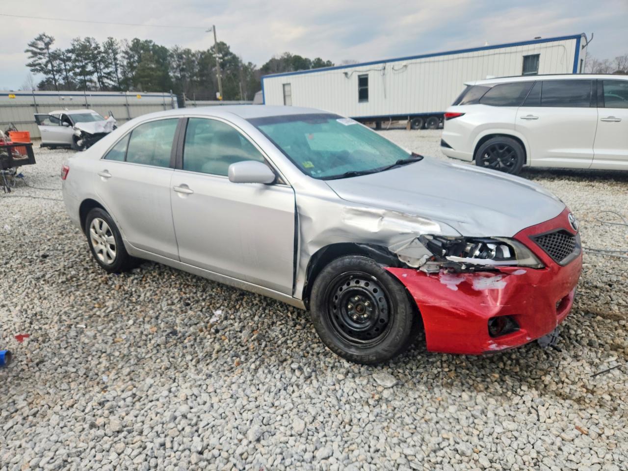 2011 Toyota Camry Base - Image 4