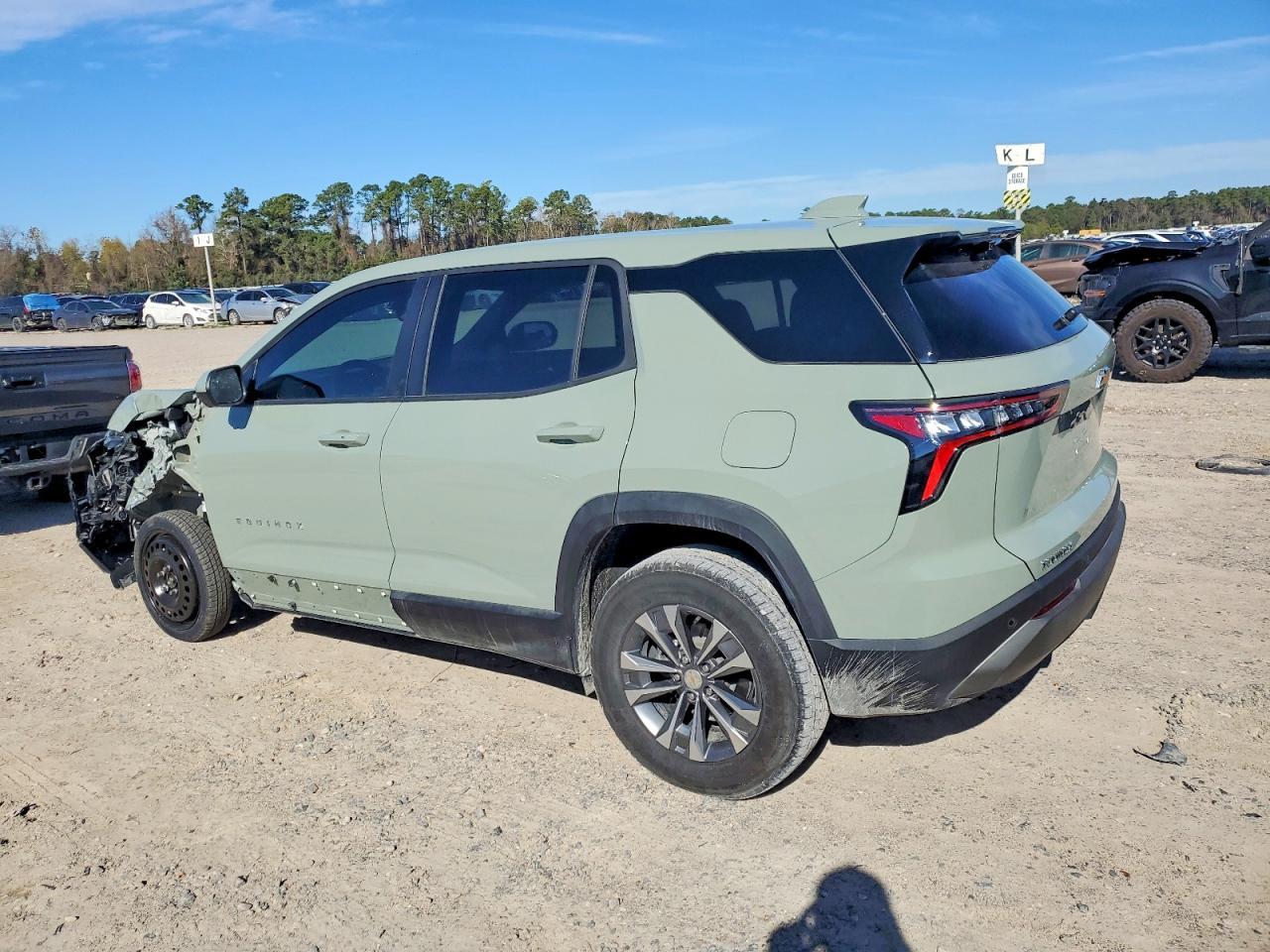 2025 Chevrolet Equinox Lt - Фото 2