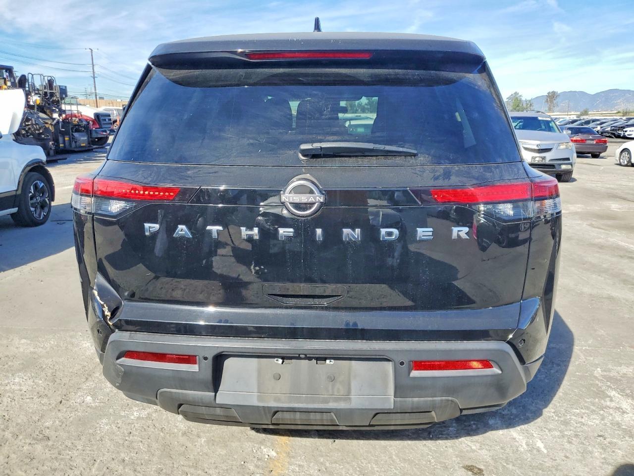 2022 Nissan Pathfinder S - Image 6