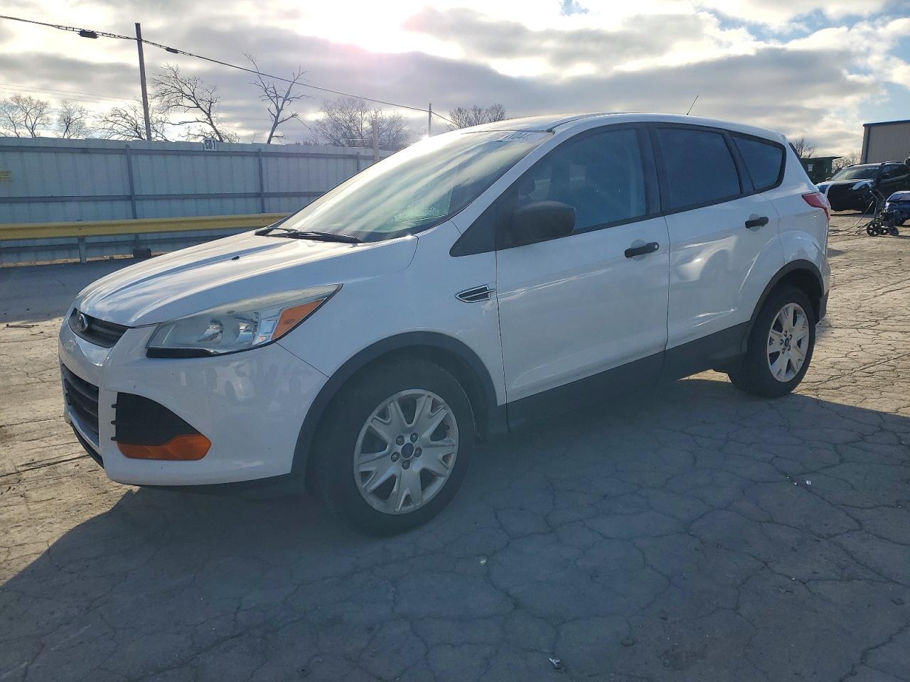 2014 Ford Escape S