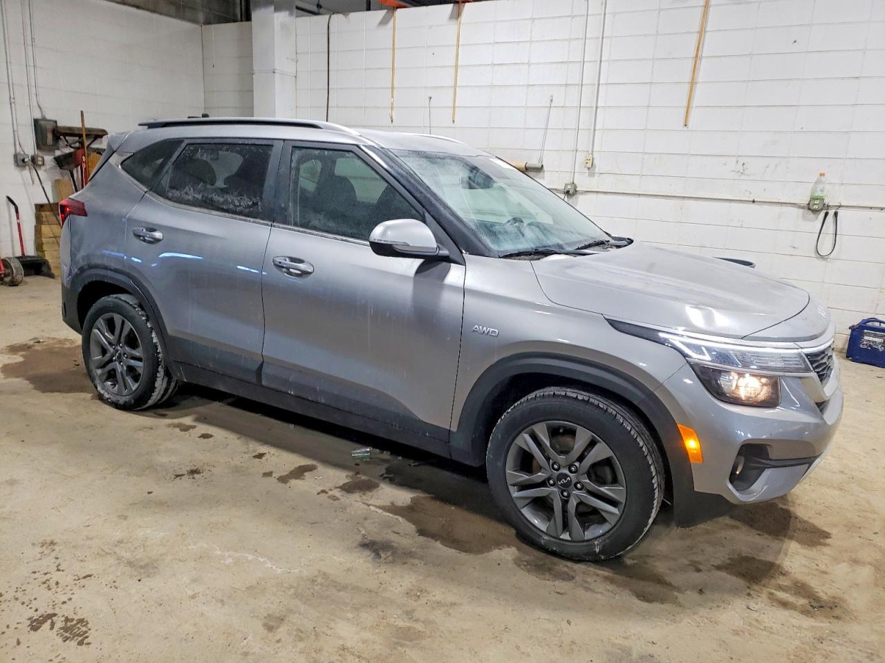 2023 Kia Seltos S - Image 4