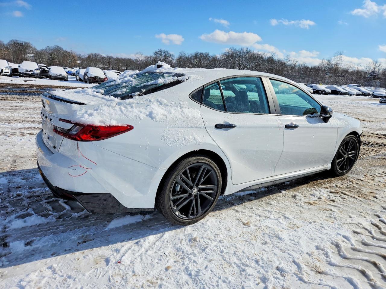 2026 Toyota Camry Xse - Фото 3