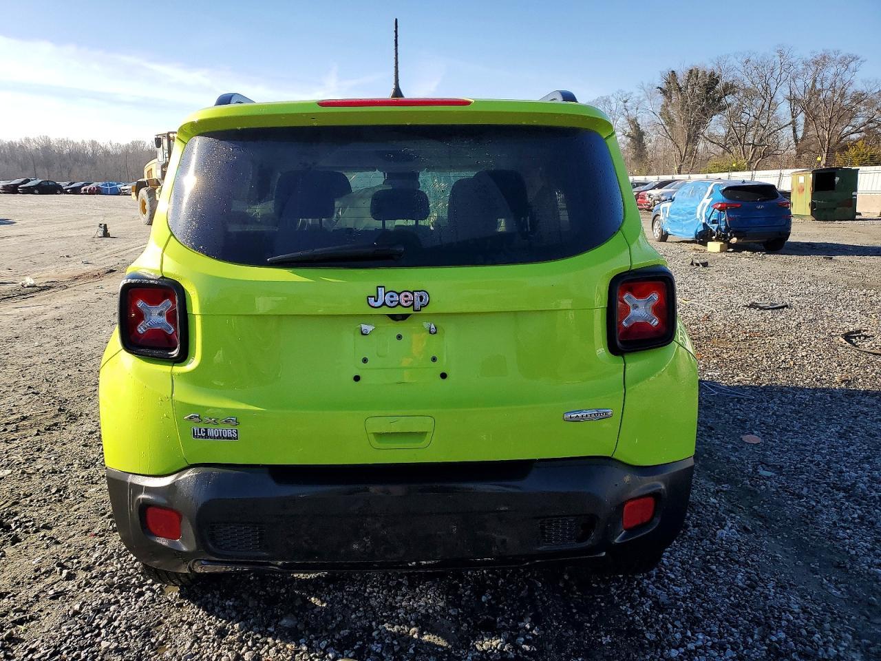 2018 Jeep Renegade Latitude - Image 6