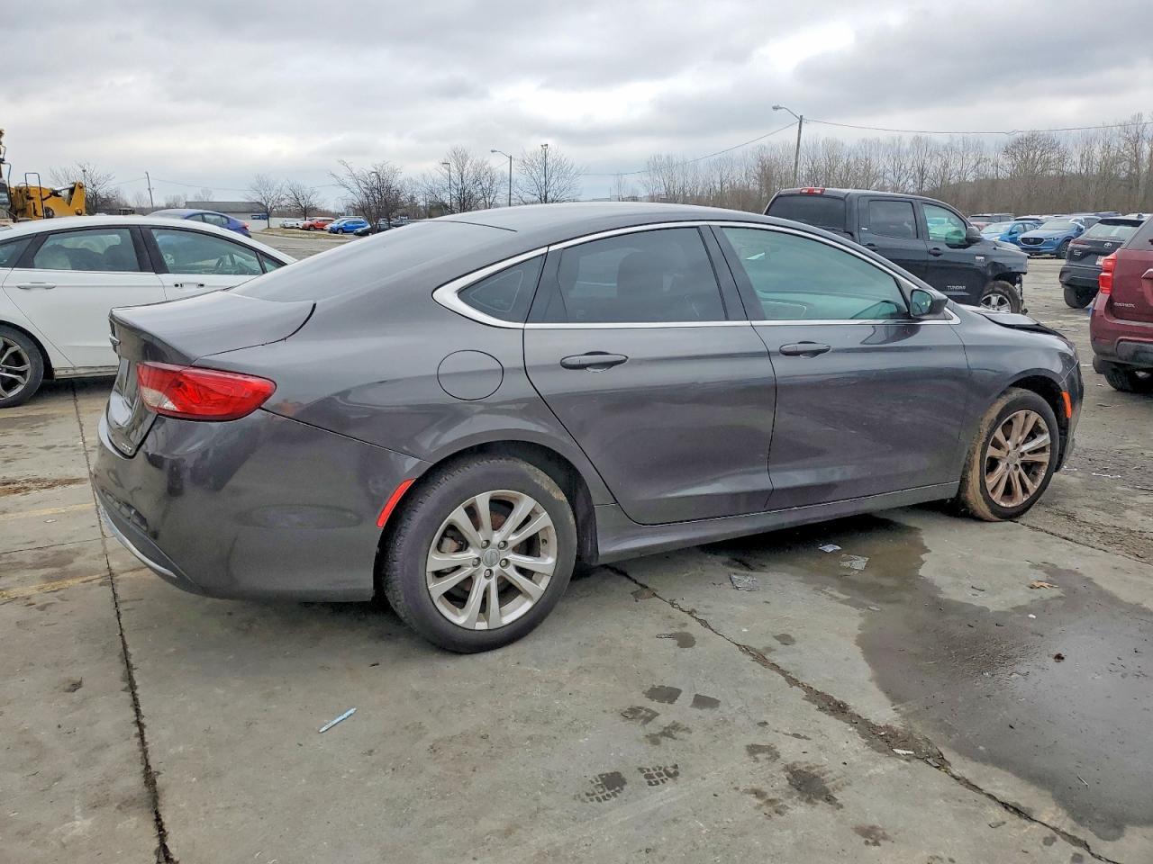 2016 Chrysler 200 Limited - Фото 3